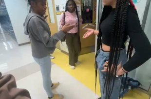 whoever behind the camera messyyy!🤣🤣